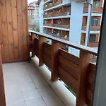 Апартамент Detelina *