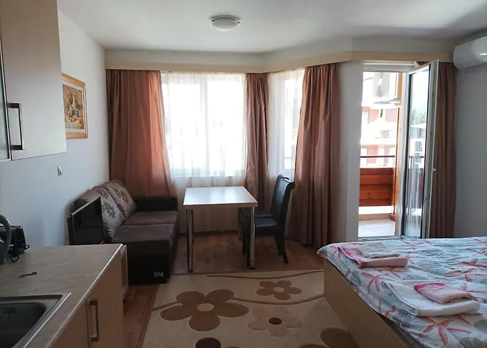 Detelina Банско